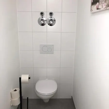 - Apartamento *